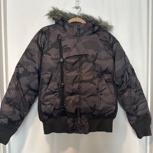 STUSSY PUFFER COAT